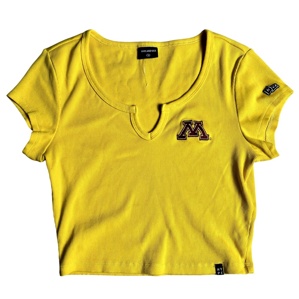 HYPE AND VICE U of M Shirt Womens S Yellow Scoop Neck M Patch Casual